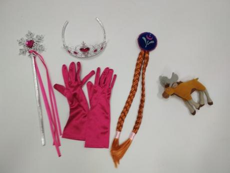 Karnevalové doplnky aj na fotenie,