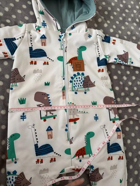 Softshelový overal pre dieťa - dinosaurus, 80