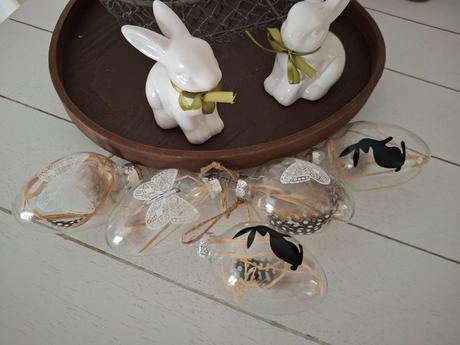 5ks prekrasne sklene vajicka vo vnutri s pierkami, 