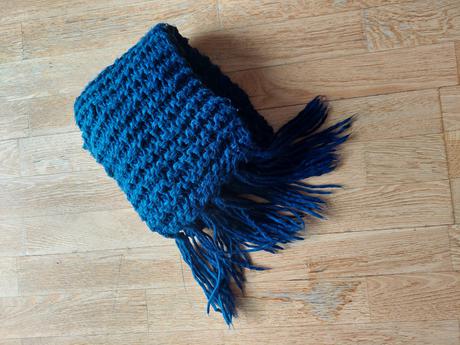 Tmavomodrý pletený šál s rukavicami, h&m