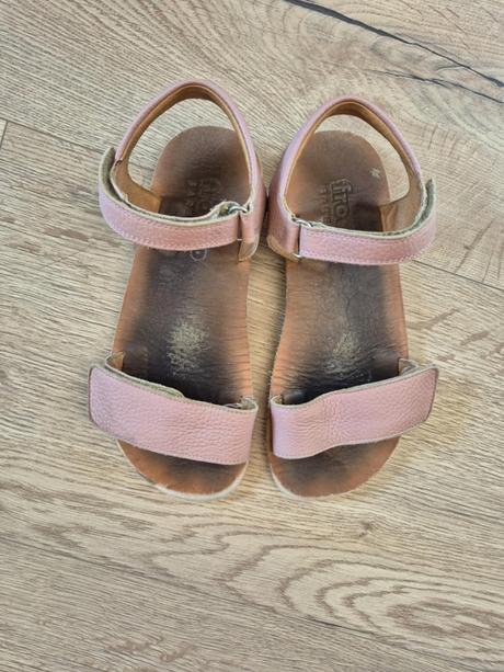 Sandále, froddo,35