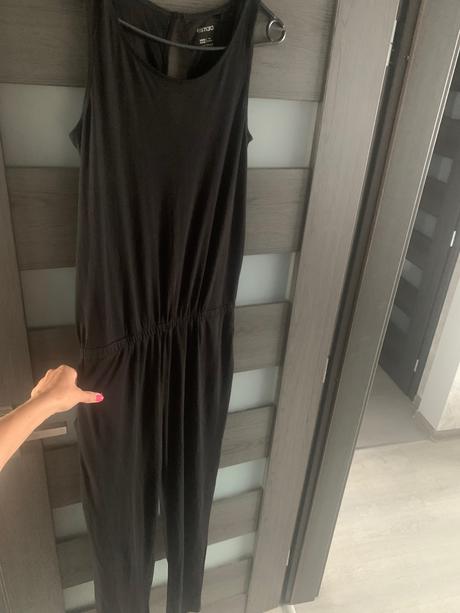 Dlhy overal, esmara,s