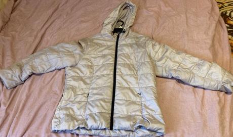 Predám vetrovku veľkosť l., l