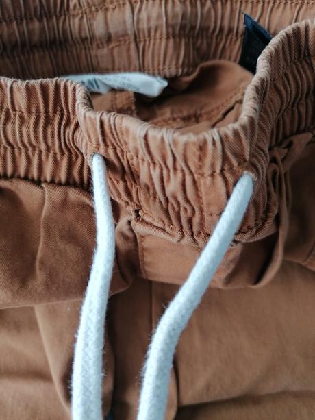 Dvoje nohavice, h&m,122