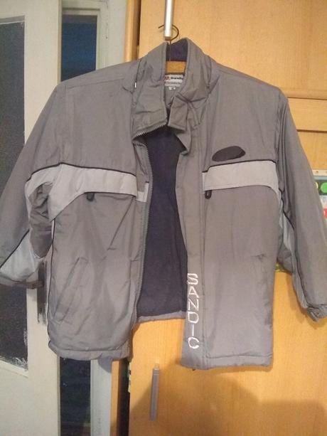 Teplá vetrovka 122, 122