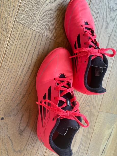F50 adidas kopacky/halovky, adidas,35