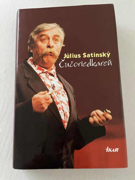 Július satinaký čučoriedkareň, 