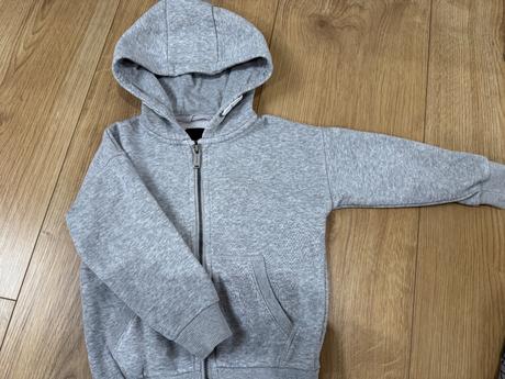 Sivá mikima, reserved,98