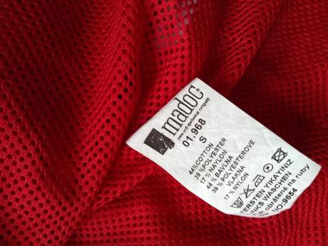 S bunda červená - 4 eur, 164