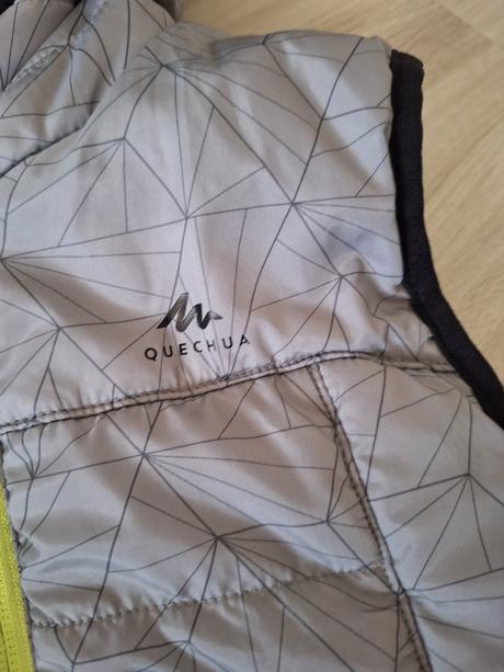 Nezateplená vesta, quechua,140