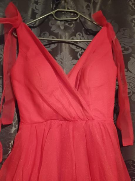 Šaty na stužkovú, 38