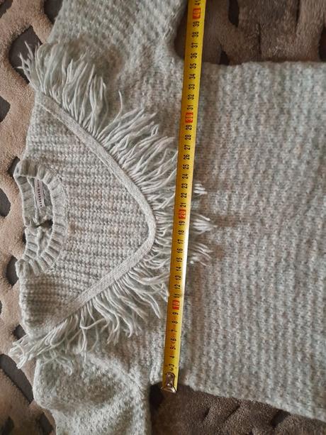 Sveter, reserved,104