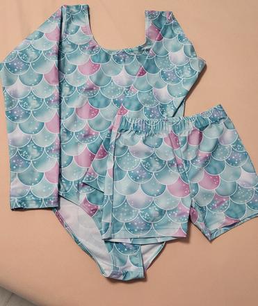 Gymnastický dres top stav, 140