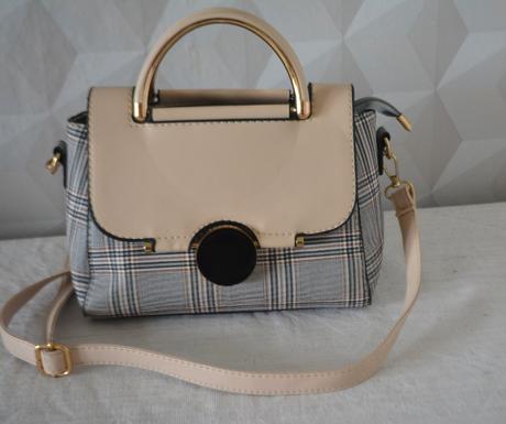 Kabelka púdrovo-kockovaná, do ruky aj crossbody, 