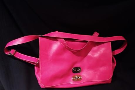 Pink kožená kabela, 