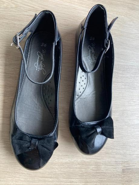 Čierne elegantné balerínky, 36