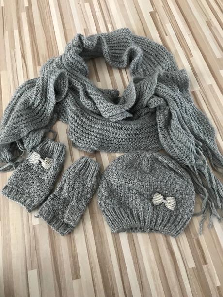 Súprava šál čiapka rukavice, s