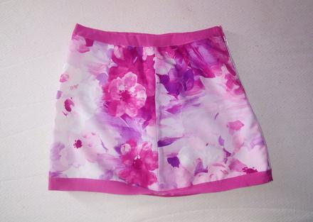 Letná ružová sukňa, s