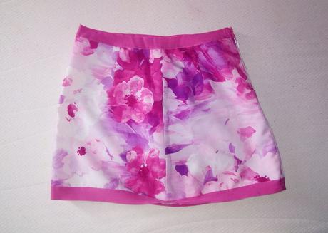 Letná ružová sukňa, s