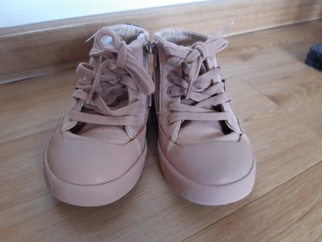 Kotnikove tenisky, zara,26