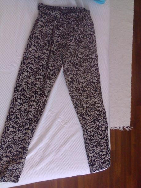 Kvalitné letné nohavice, s