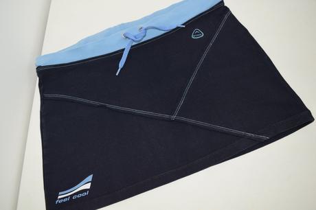 Teplakova tmavomodra sportova sukna, xl 42, xl