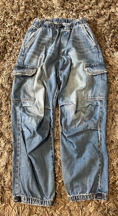 Široké skejťácke kapsáčové rifle, 146