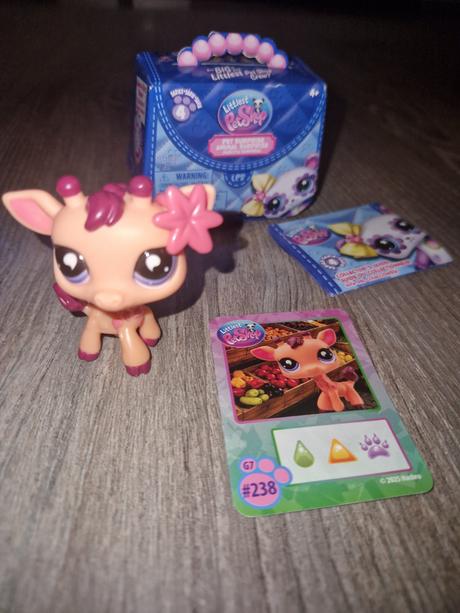Littlest pet shop žirafa,