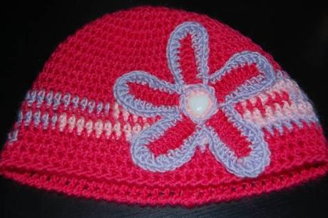 Háčkovaná čiapka s kvetom 74/80, 74