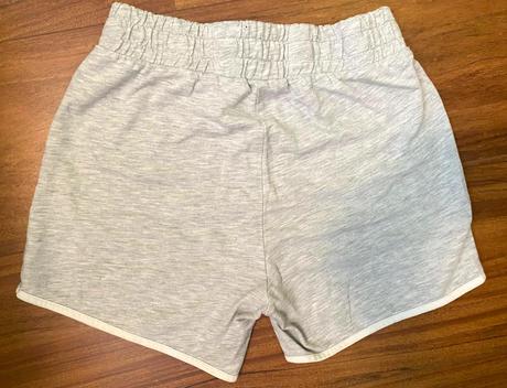 Šedé kraťasy na 13-14 rokov, 157-160 cm, 158