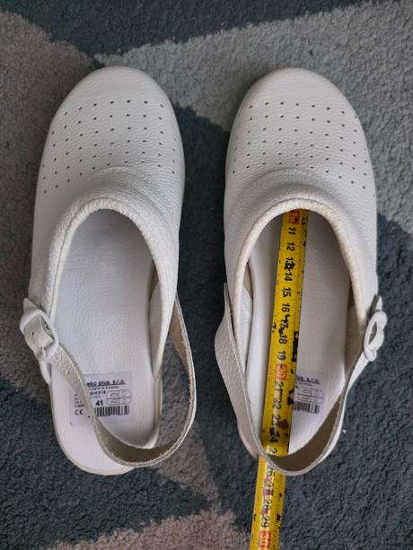 Nové zdravotnícke topánky 41, 41