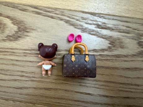 L.o.l. surprise lil sisters,