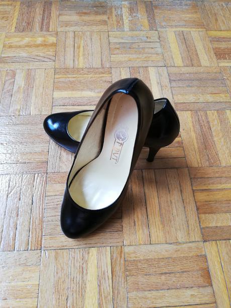 Predám čierne kožené lodičky veľ 37, 37