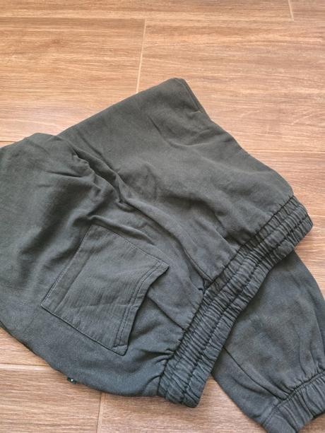 Hrubšie tepláky č.152, 152