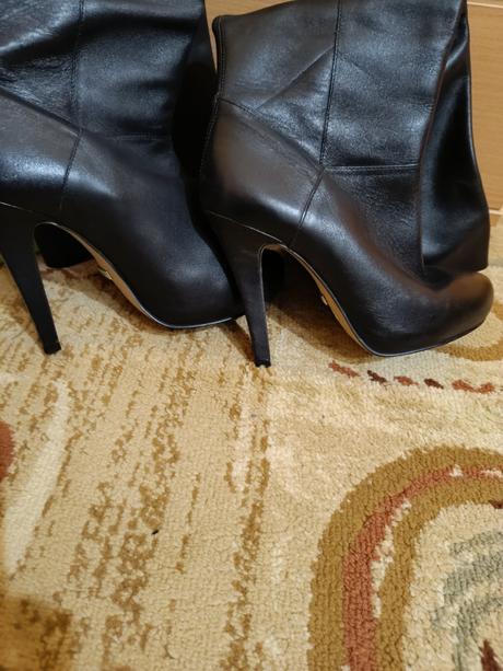 Celokožené čižmy buffalo london, 37