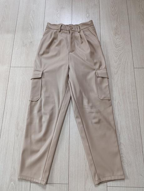 Kožené nohavice, 36