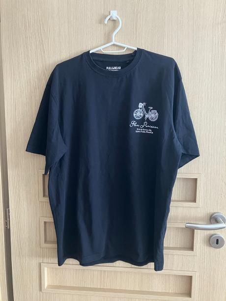 Čierne pánske tričko, pull&bear,m