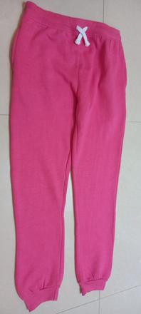 Dievcenske teplaky, kik,134