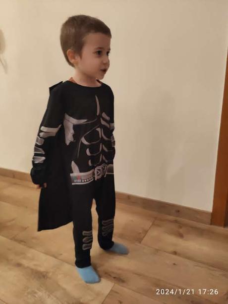 Superhrdina lindex 98/104, 