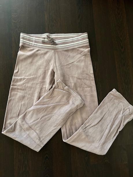 Velurove teplaky s/m, victoria's secret,s