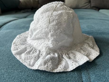 Klobucik pre dievcatko h&m, v. 74, h&m,74