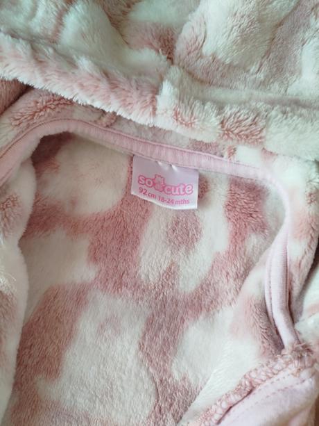 Prekrásna huňatá mikina v top stave, 92