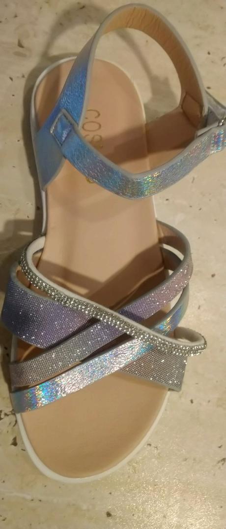 Dievčenské strieborné sandále, 34