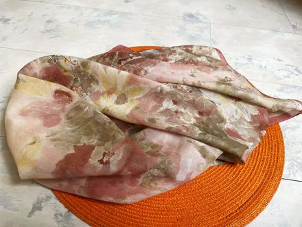 Ľahúčka šatka, l