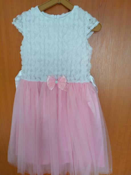 Spoločenské šaty, 110