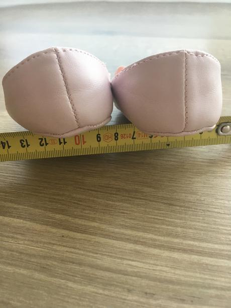 Balerinky capacky, <17