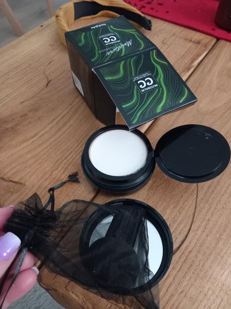 Make up mussbalm, 