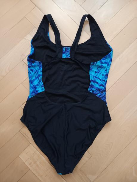 Jednodielne dámske plavky, m