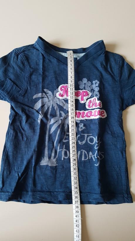 Tenké letné tričko, 104