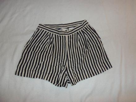 Šortky s vreckami, h&m,38